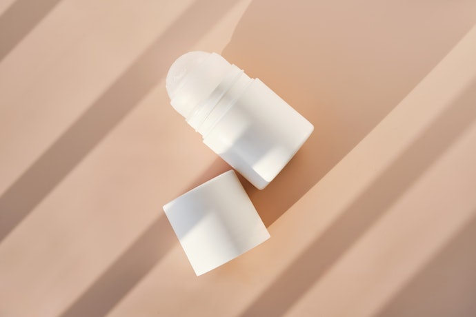 デオドラントロールオンのメリットは?ほかの制汗剤とどう違うの?