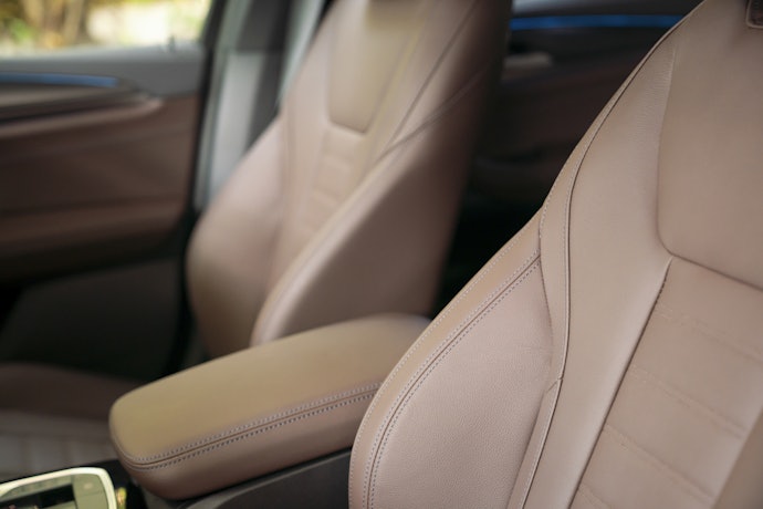 車用シートカバーは必要?どこで買う?