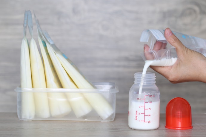 母乳パックはどんなときに使う?メリットは?