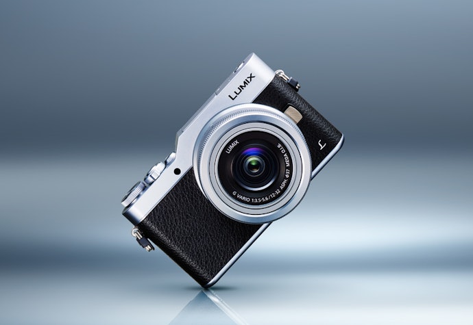 パナソニック LUMIX(ルミックス)のミラーレスの魅力とは?