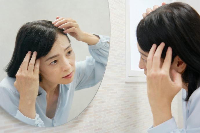 白髪サプリとは?髪を黒くする効果はある?