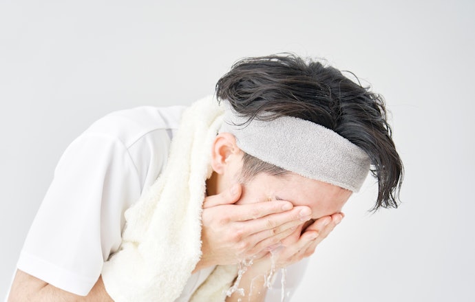 朝の洗顔は水だけでもいい?