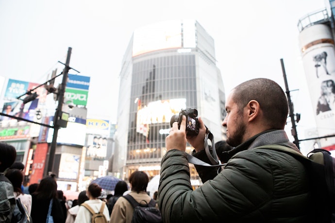 カメラマン出張サービスとは?写真館との違いを解説