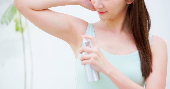 制汗スプレーのメリットは?ほかの制汗剤と何が違う?