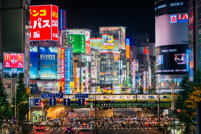 眠らない街・新宿の魅力とは?