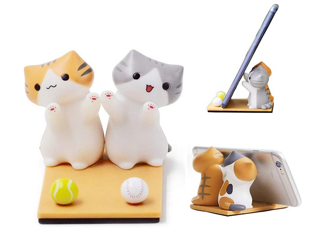 置くだけでかわいい猫のスマホスタンドで気分を上げよう!