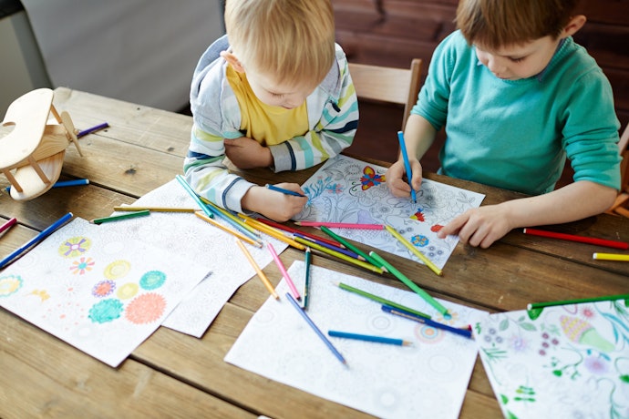 手先や脳の発達に!子ども向け塗り絵のメリットは?