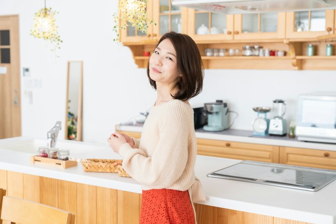 ゴミ箱収納つき食器棚の魅力とは?