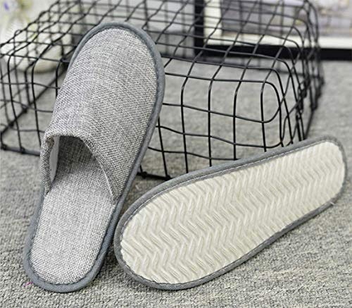 室内履きは必要?メンズルームシューズの魅力とは?