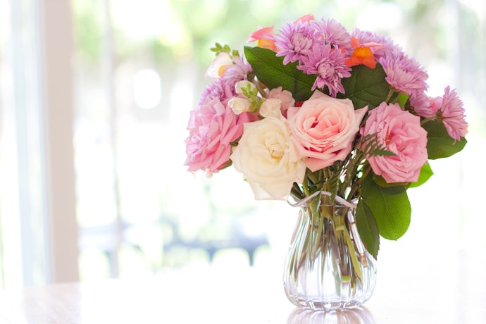 結婚祝いに花瓶はNG?贈るときのマナーとは?