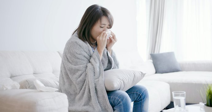 風邪の引き始めに市販薬は効くの?注意点はある?