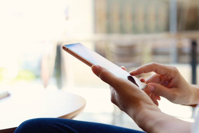 オンライン英会話はスマホでも受講できる?