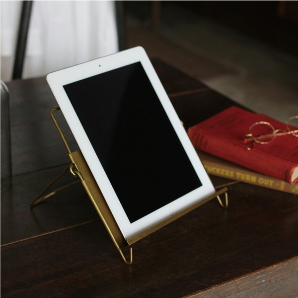おしゃれなタブレットスタンドの魅力とは?
