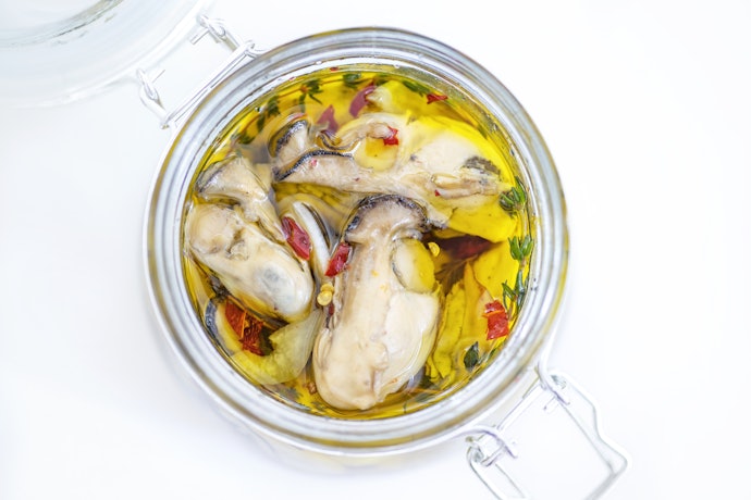 おつまみやご飯のお供に!牡蠣オイル漬けとは?