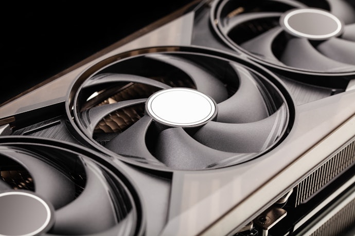 Radeon RX 7800 XTの魅力は?性能の立ち位置はどのくらい?