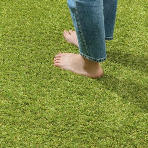 庭・ベランダからインテリアまで!ロールタイプ人工芝の特徴とは?
