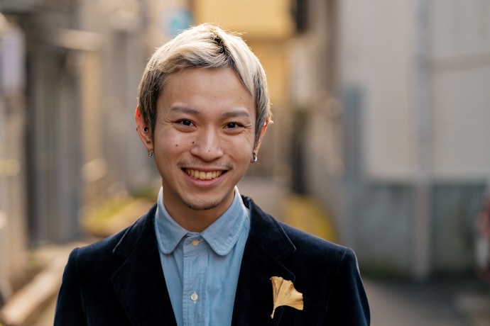 カラーワックスとは?ヘアカラースプレーやチョークとの違いは?