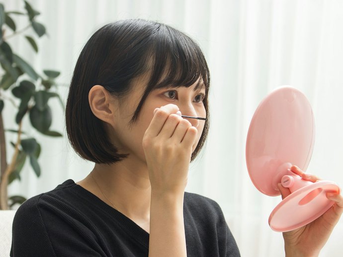 マスカラトップコートの役割とは?どんな人におすすめ?