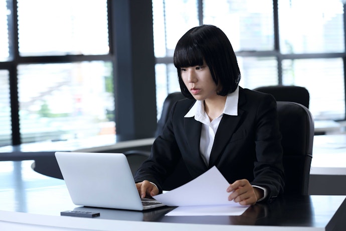 社会人でも電子辞書は必要?