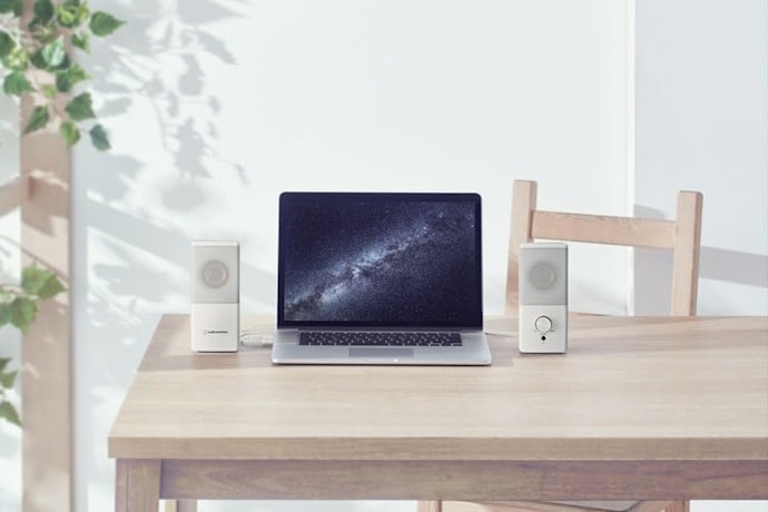 PCスピーカーとは?内蔵スピーカーより音質はよくなる?