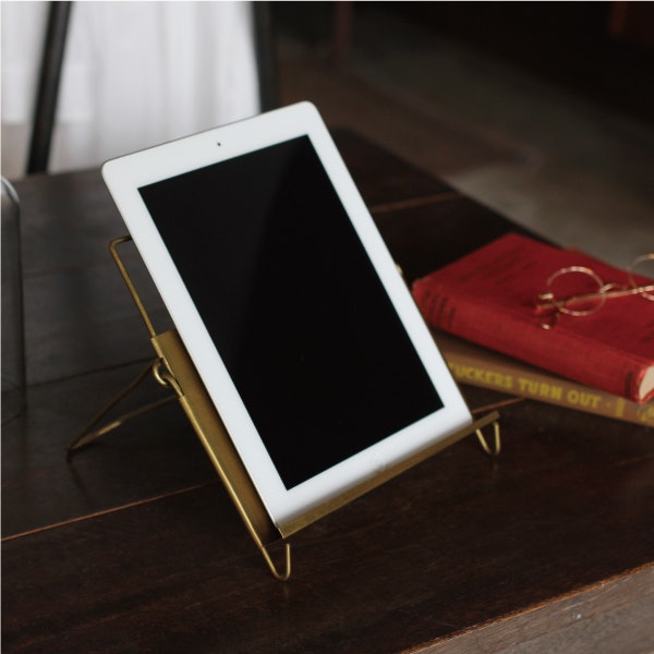 おしゃれなタブレットスタンドの魅力とは?