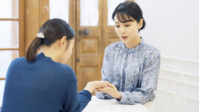 占い師にはどんな悩みを相談できる?