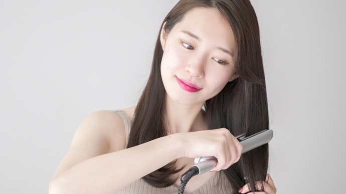 セラミックのストレートアイロンの特徴は?