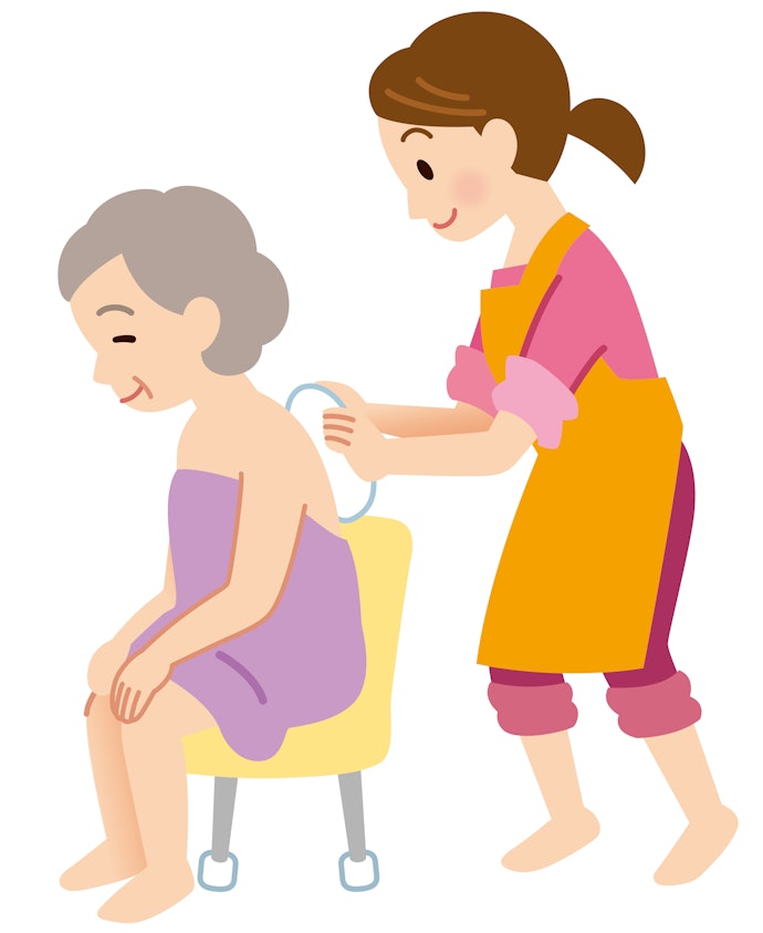 介護用シャワーチェアと普通の風呂いすの違いは?いつから使う?