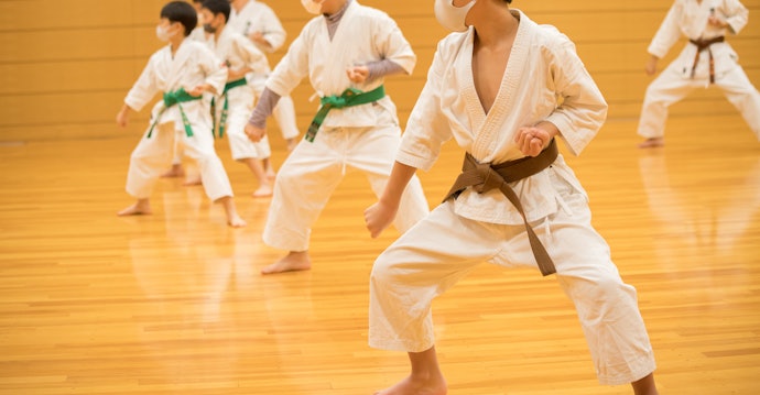 スポーツマスクと普通のマスクの違いは?本当に必要?
