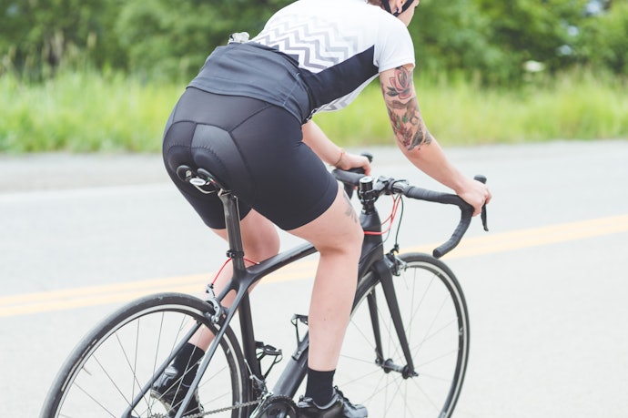 レディースサイクルパンツは必要?メンズとの違いは?