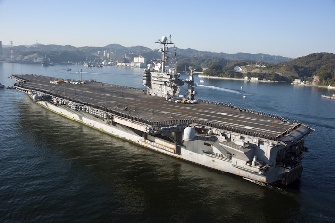 迫力満点の軍港めぐりを楽しもう!横須賀の魅力とは?