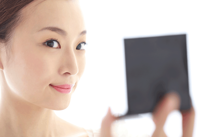 パーソナルカラー「イエベ」の特徴とは?