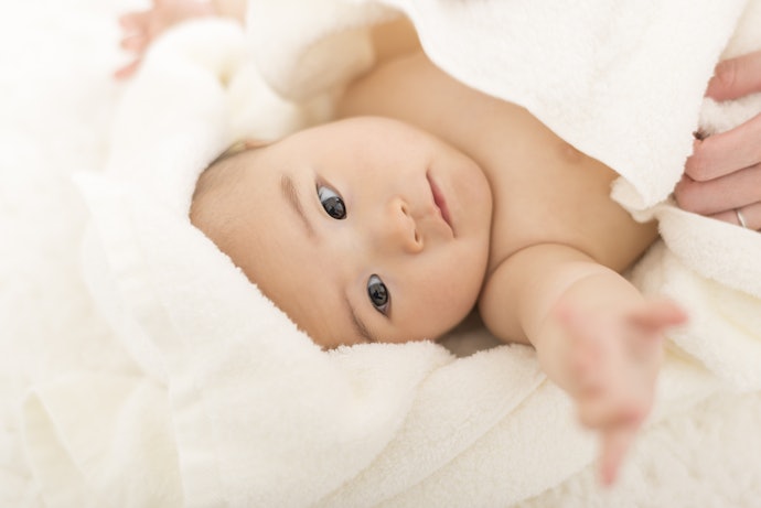 大人用と別に用意したい!赤ちゃんバスタオルは幅広い用途に使えて便利