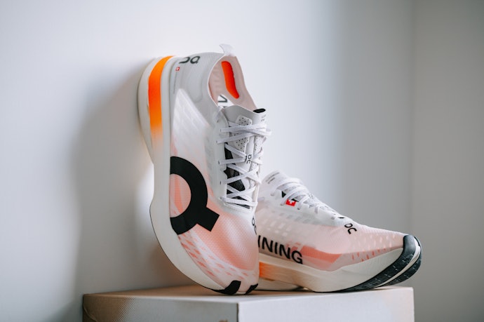 Onのランニングシューズの特徴は?