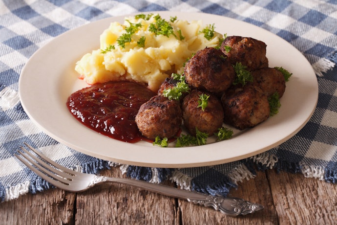 デザートや肉料理に使える!コケモモジャムの味は?
