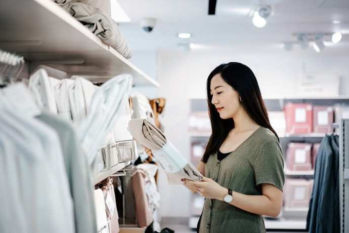 遮光性が欲しい時は厚手の生地のものを