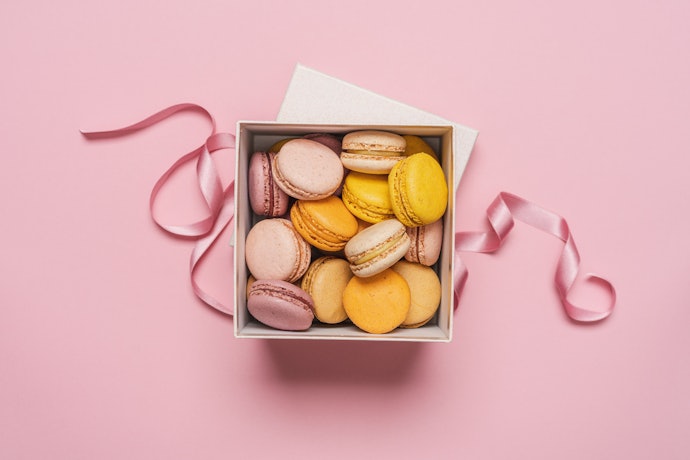 ギフトならお菓子の見た目や容器のデザインにこだわろう