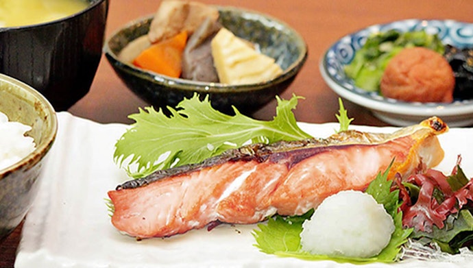 部屋食?ビュッフェ?食事の内容・提供方法も要チェック