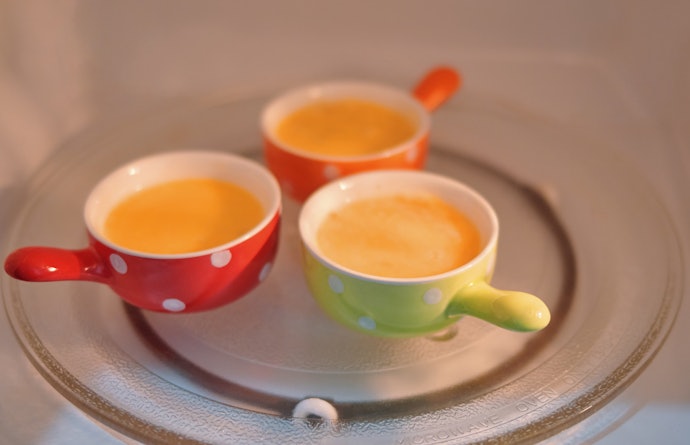 手軽に茶碗蒸しを作るなら電子レンジ対応の容器が狙い目