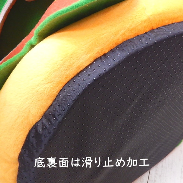 ベッドがずれてしまいそうなら、滑り止め付きを検討しよう