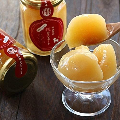 ジューシーな桃の果肉を贅沢に使ったスイーツにも注目