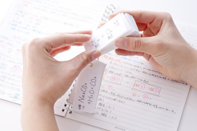 めくりやすさも大事。リング穴や紙の大きさがポイント