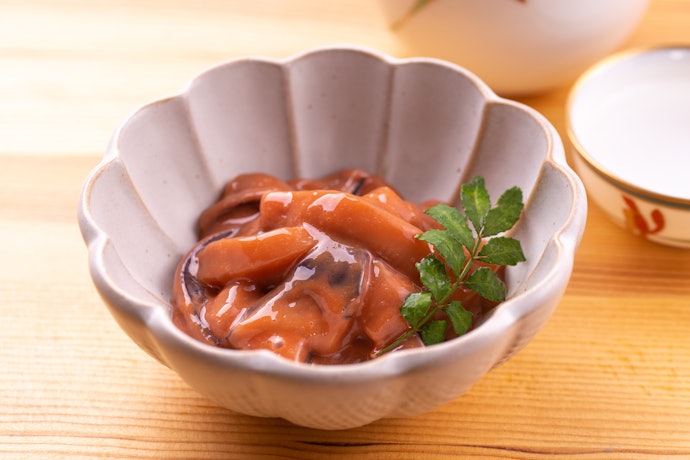 ご飯と合わせるなら、塩辛や塩うにが絶品