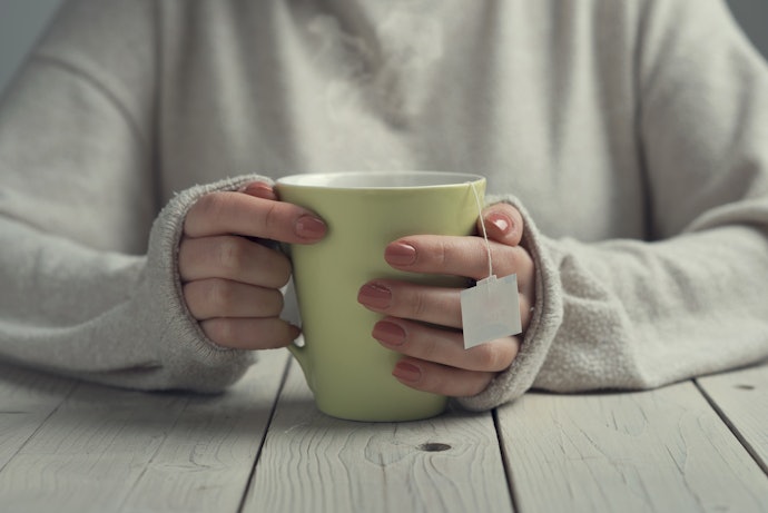 カフェインが気になる人は、カフェインレス表示のある煎茶を選ぼう