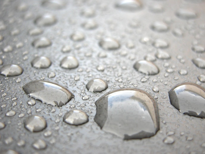 「防水性」は、口コミも一緒に確認して
