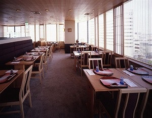 ルミネ・そごうといった商業施設内の店舗も要チェック