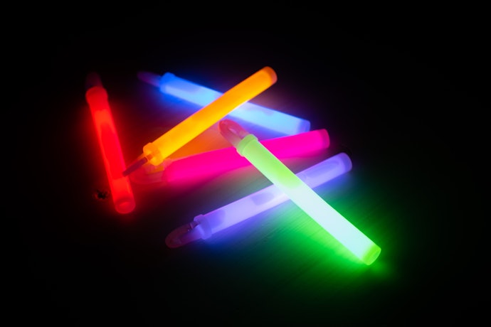 ケミカルライト:電池・電源不要で手軽!メインライトの節電にぴったり