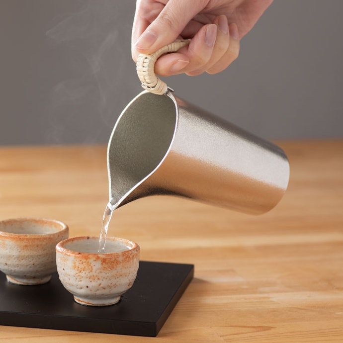 シンプルで飽きのこないデザインと機能性の高さを誇る「能作」