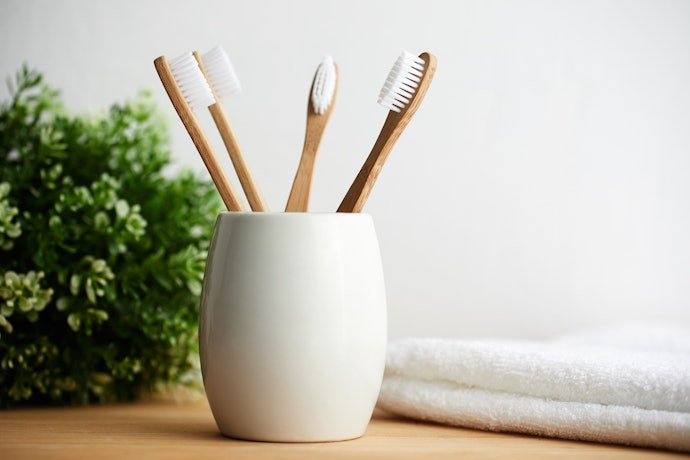 サビや汚れが付きにくいうえ、安定感もあるのは陶器製