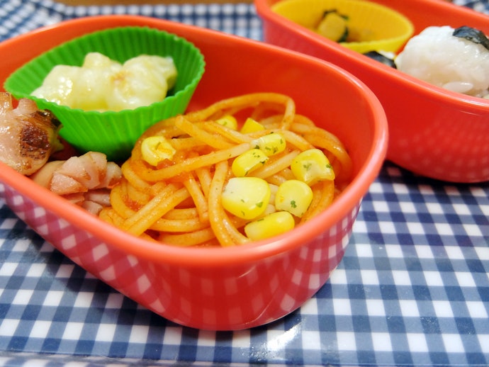 お弁当・付け合せには、小分けパックが便利